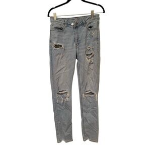 Size 6, women’s American Eagle ripped distressed skinny jeans